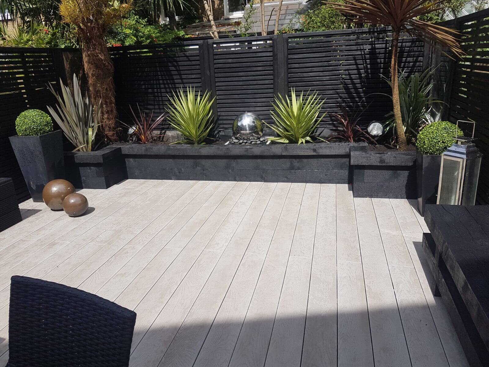 Composite Deck Installers Lee SE12